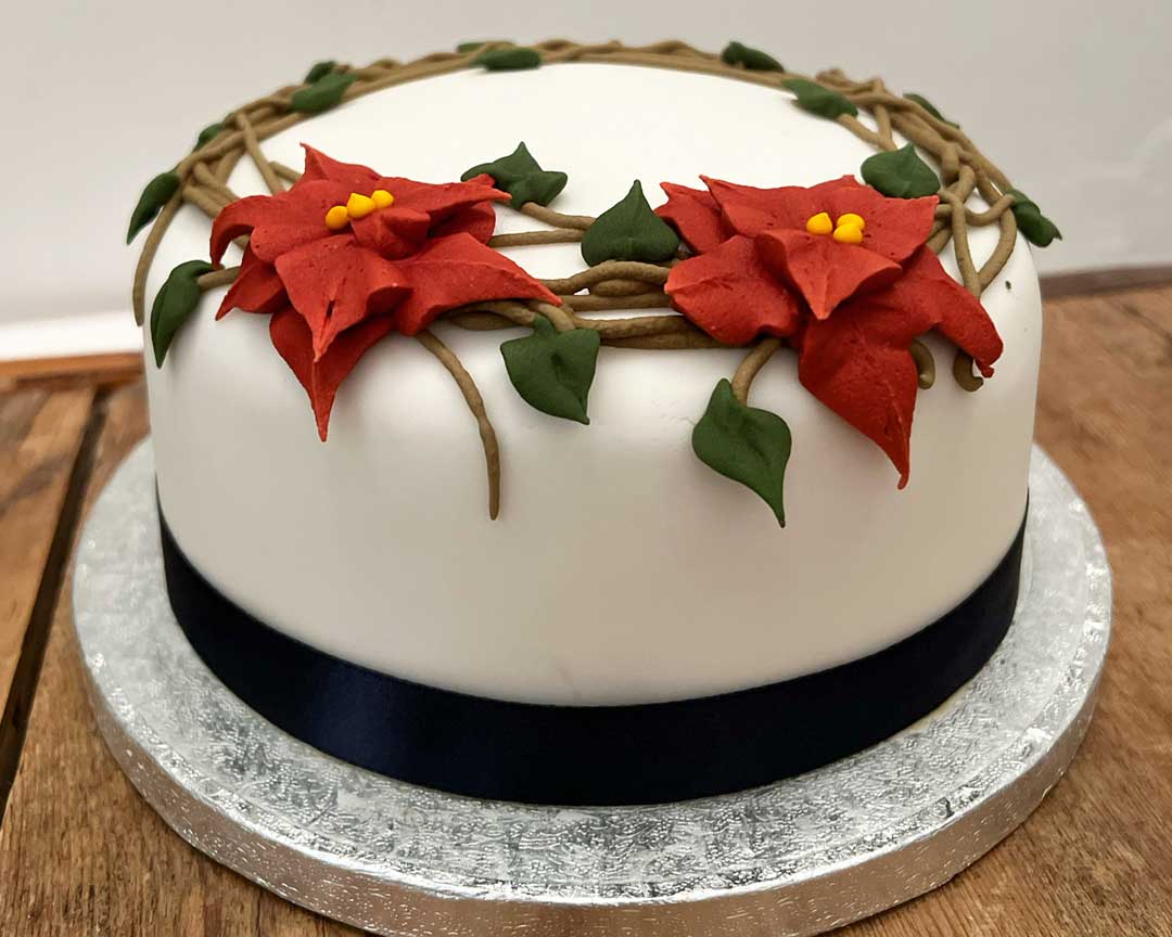 Medium Christmas Cake